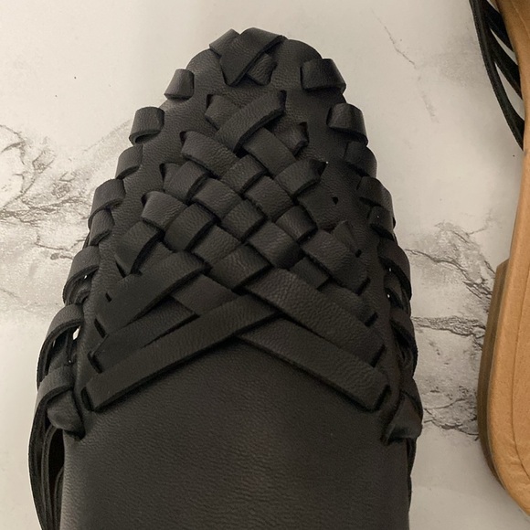 Wonderly Women Mules Closed Toe Size 6M - Picture 8 of 10